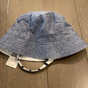 Gap Reversible boat/swim hat